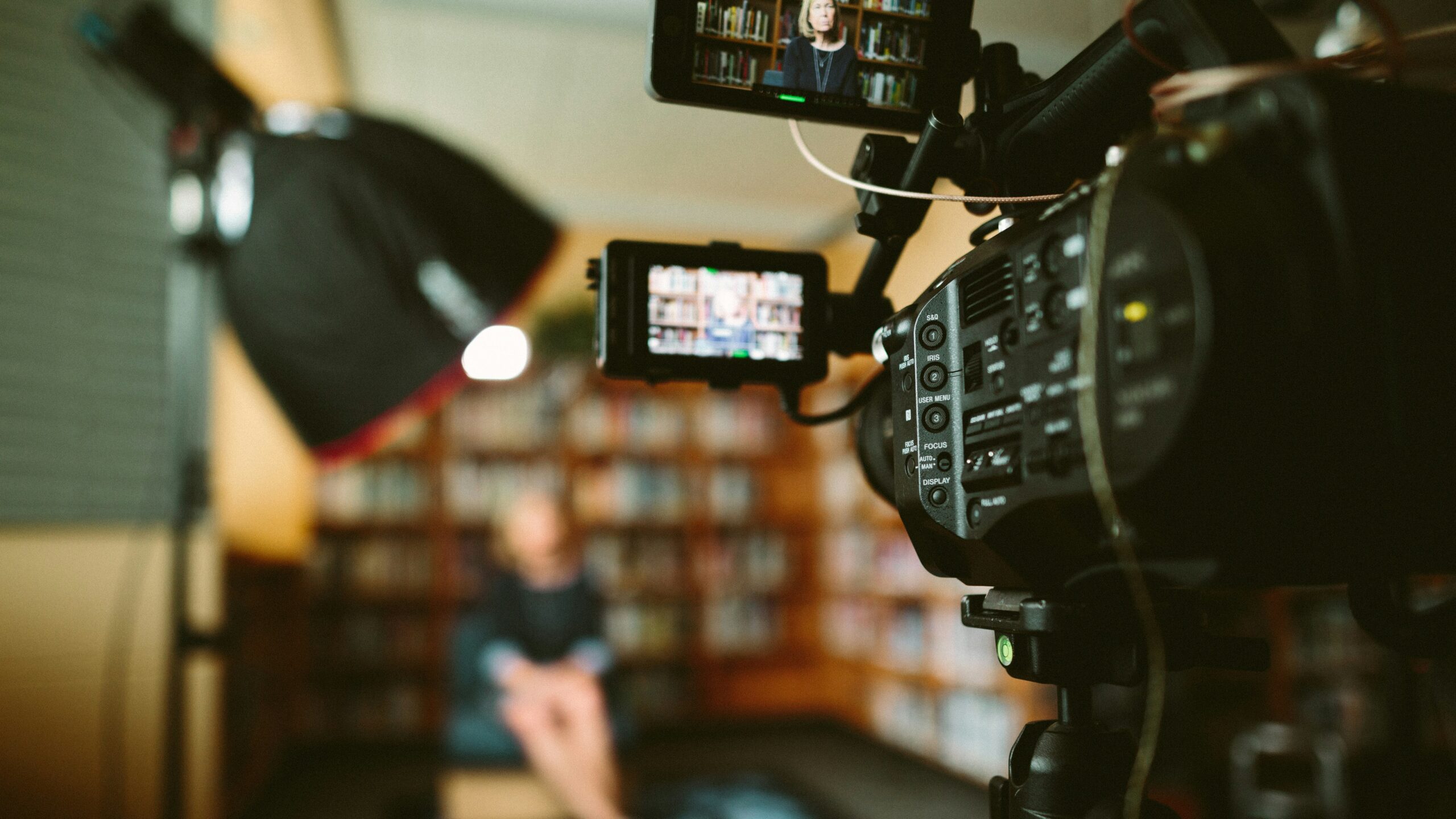 Social Media Agentur Köln bei der Content-Produktion für einen Kundenkanal